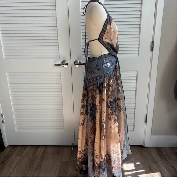 NWOT Zimmermann Beige and Blue Paisley Halter Tie-Waist Maxi Dress - Picture 10 of 12